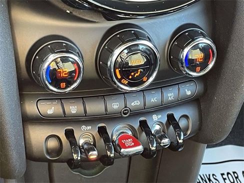 Used 2017 MINI Cooper Convertible image 21