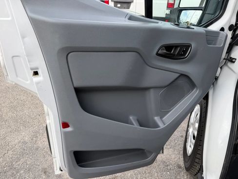 Used 2018 Ford Transit 350 XL RWD image 13