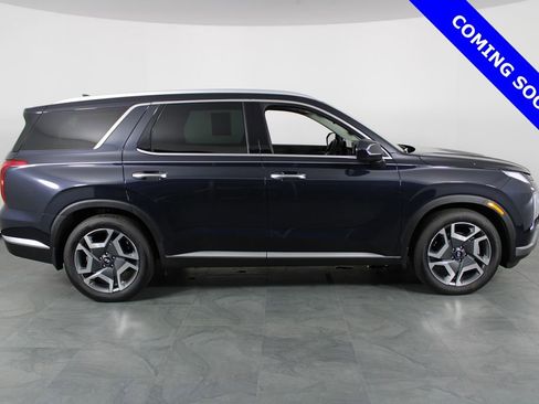 Certified 2025 Hyundai Palisade Limited image 12
