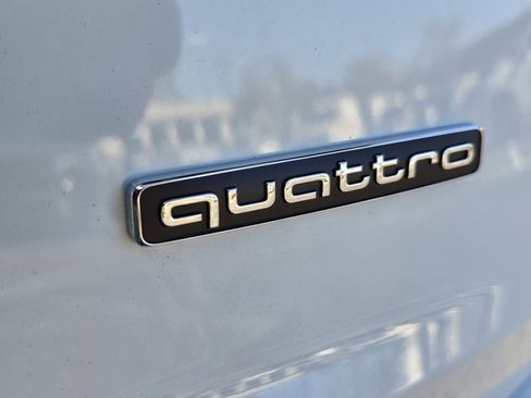 New 2026 Audi Q7 3.0T Prestige image 9