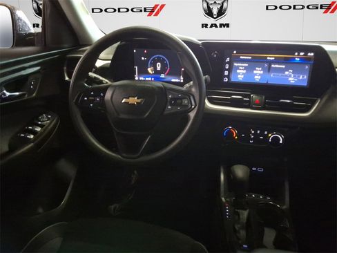 Used 2024 Chevrolet TrailBlazer LT image 10