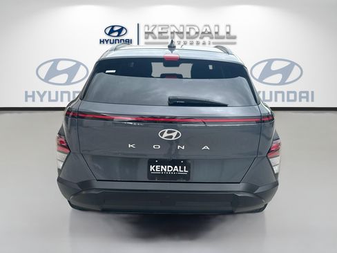 Used 2024 Hyundai Kona SEL FWD image 5