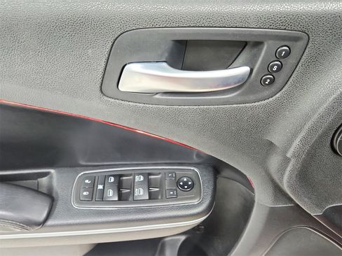 Used 2021 Dodge Charger SXT w/ Leather Interior Group image 32