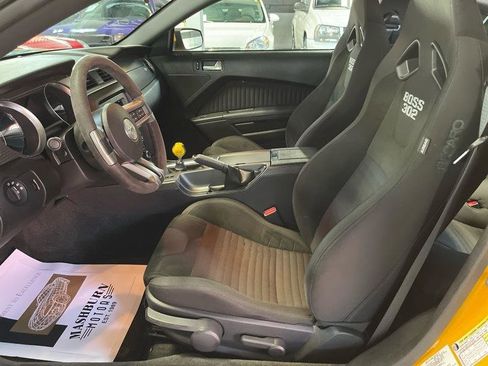Used 2013 Ford Mustang Boss 302 w/ Boss 302 Accessory Pkg RWD image 24