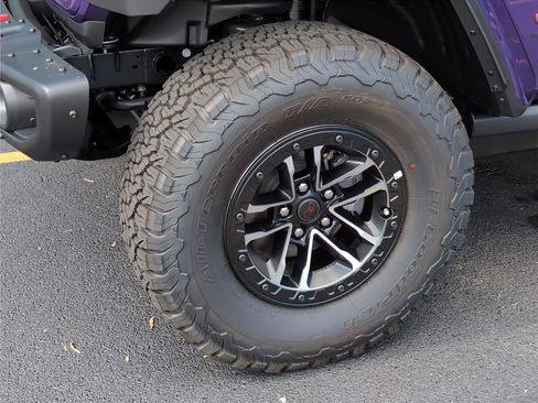 New 2026 Jeep Wrangler Unlimited Rubicon AWD/4WD image 12