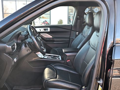 Used 2021 Ford Explorer ST w/ Equipment Group 401A image 12