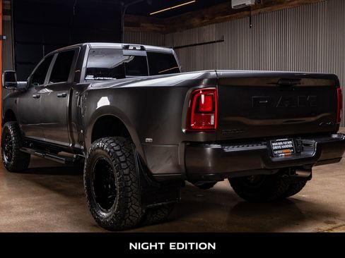 Used 2025 RAM 3500 Big Horn image 7