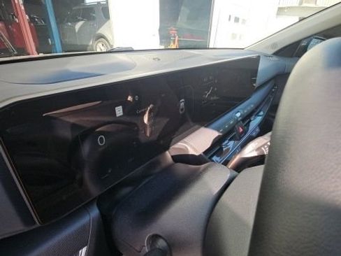 Used 2025 Kia K4 EX image 10