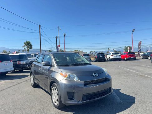 Used 2009 Scion xD FWD image 10