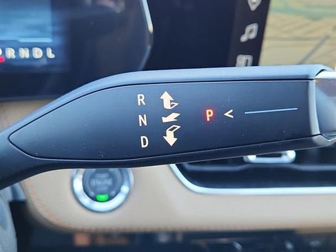 New 2026 Chevrolet Equinox ACTIV AWD/4WD image 19