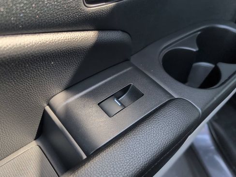 Used 2021 Honda Pilot Touring image 31