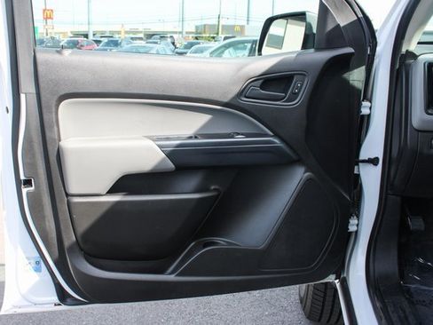 Used 2016 Chevrolet Colorado W/T w/ WT Convenience Package image 10