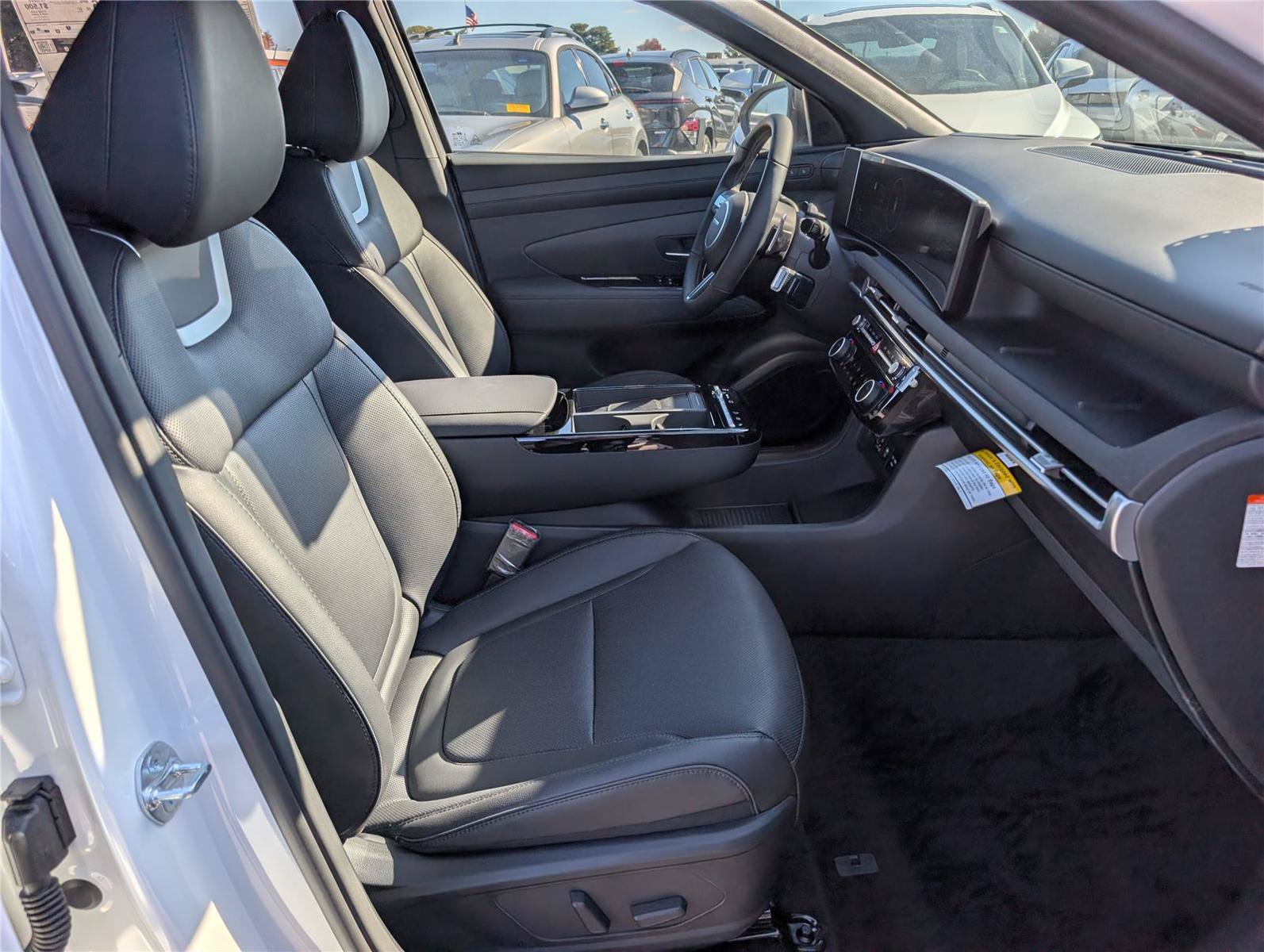 New 2026 Hyundai Tucson Limited w/ Tow & Go Package AWD/4WD image 9