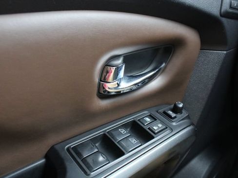 Used 2017 Nissan Titan Platinum Reserve AWD/4WD image 7