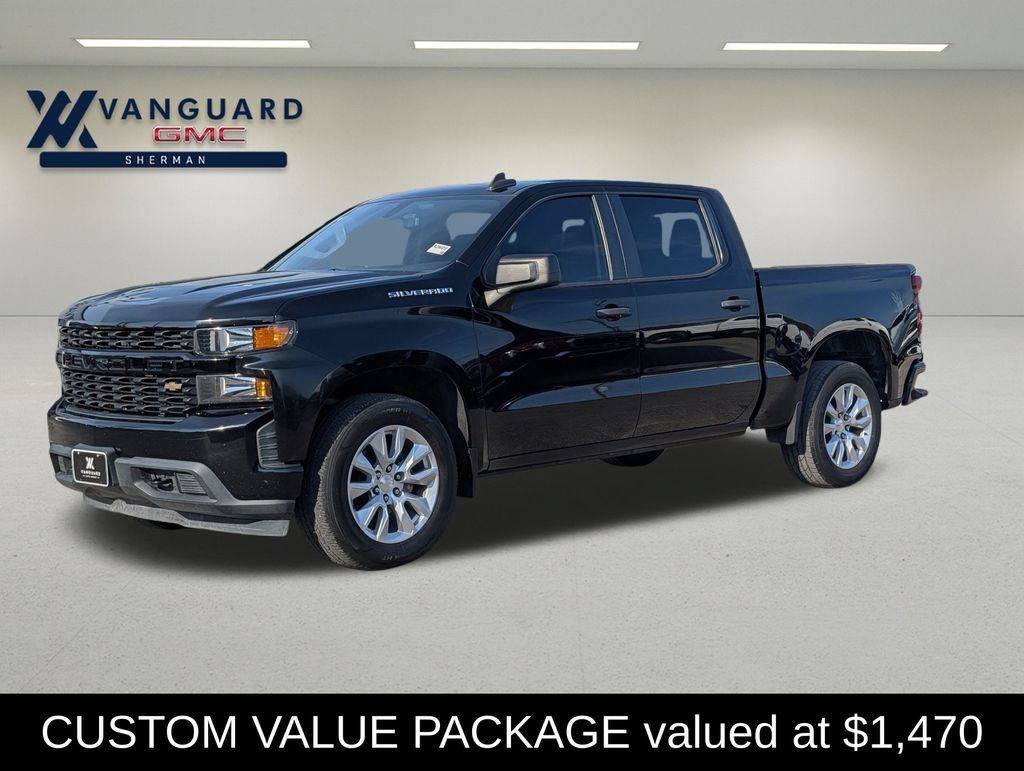 Used 2020 Chevrolet Silverado 1500 Custom w/ Custom Value Package RWD image 3