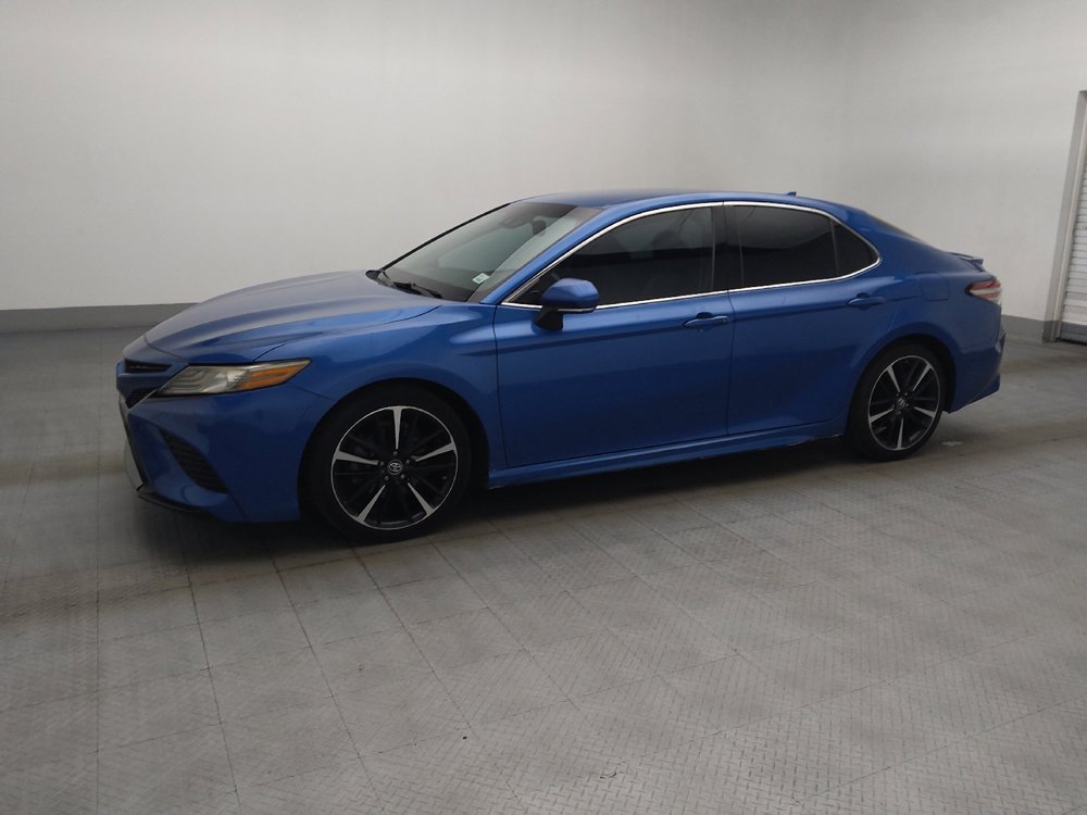 Used 2019 Toyota Camry XSE FWD image 2