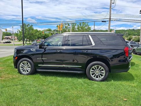 Used 2023 GMC Yukon SLT AWD/4WD image 18