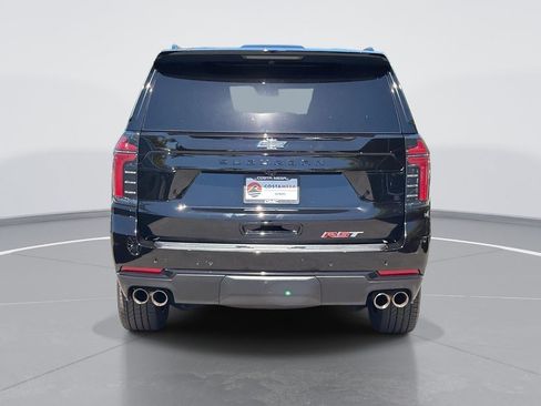 Used 2026 Chevrolet Suburban RST RWD image 4