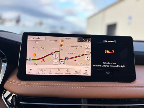 Used 2023 INFINITI QX60 Sensory w/ Vision Package image 31