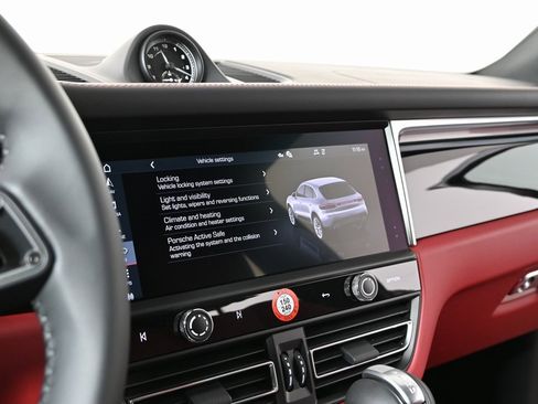 New 2026 Porsche Macan S image 15
