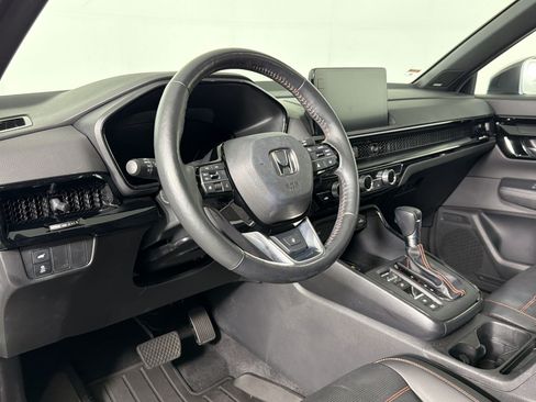 Used 2024 Honda CR-V Sport Touring image 3