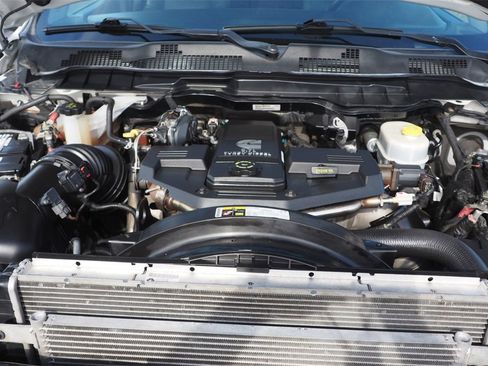 Used 2016 RAM 3500 Laramie image 11