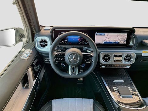 Used 2027 Mercedes-Benz G 63 AMG 4MATIC image 24