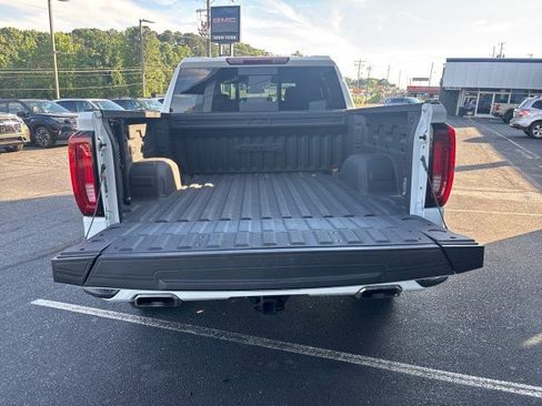 Used 2024 GMC Sierra 1500 AT4 w/ AT4 Premium Package AWD/4WD image 52