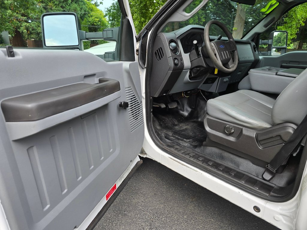 Used 2012 Ford F350 XL w/ Trailer Tow Pkg AWD/4WD image 17