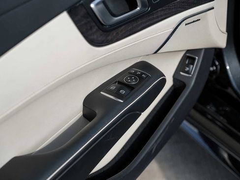 Used 2017 Mercedes-Benz SL 450 image 39