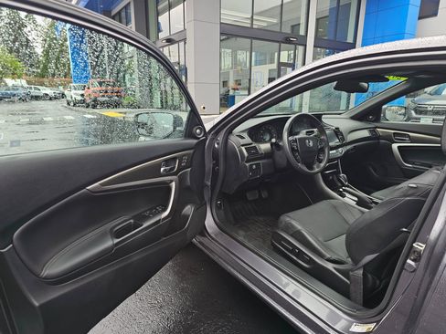 Used 2017 Honda Accord EX-L image 19