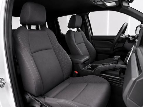 Used 2024 Toyota Tacoma SR RWD image 17