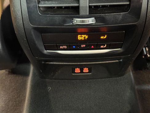 Used 2024 BMW X3 xDrive30i w/ Convenience Package image 11