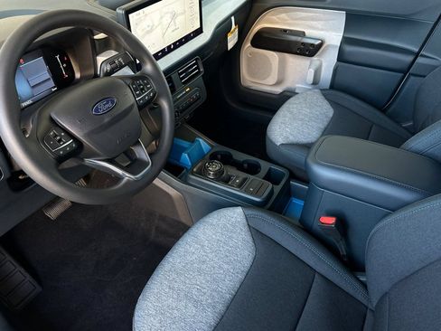 New 2026 Ford Maverick XLT FWD image 9