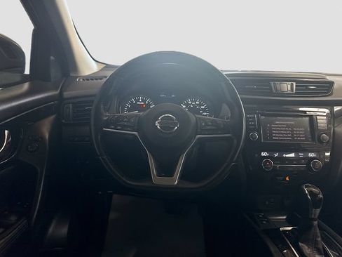 Used 2019 Nissan Rogue Sport SV w/ Technology Package AWD/4WD image 21