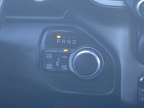 Used 2020 RAM 1500 Big Horn AWD/4WD image 19