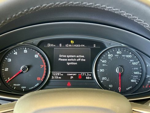 Used 2023 Audi Q5 2.0T Premium w/ Convenience Package image 12