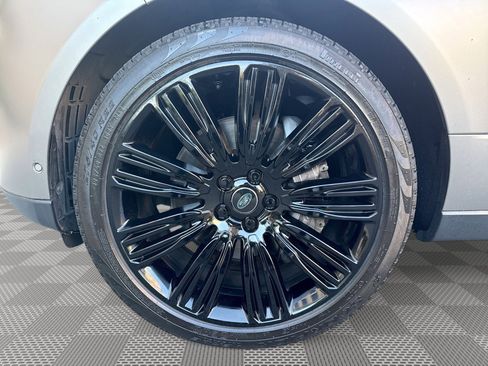 Used 2019 Land Rover Range Rover Long Wheelbase Supercharged AWD/4WD image 19