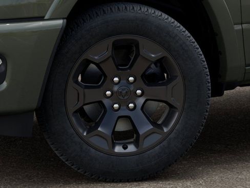 New 2026 RAM 1500 4x4 Crew Cab image 9