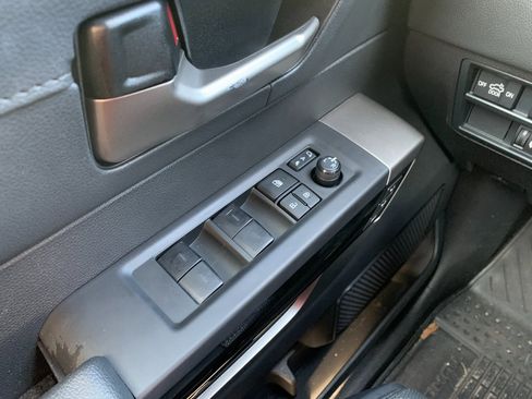 Used 2024 Toyota Tundra Limited image 20