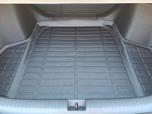 Used 2025 Honda Accord SE image 17