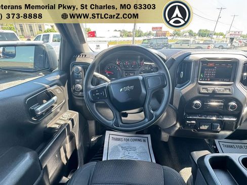 Used 2021 Chevrolet Silverado 1500 Custom Trail Boss AWD/4WD image 11