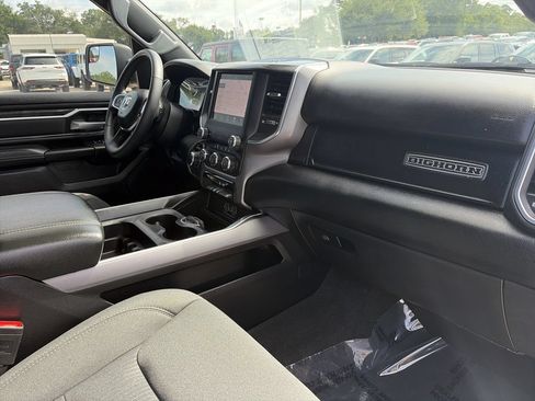 Used 2024 RAM 1500 Big Horn AWD/4WD image 29