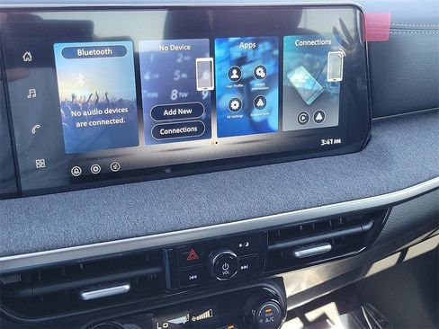 New 2026 Nissan Kicks SV image 9