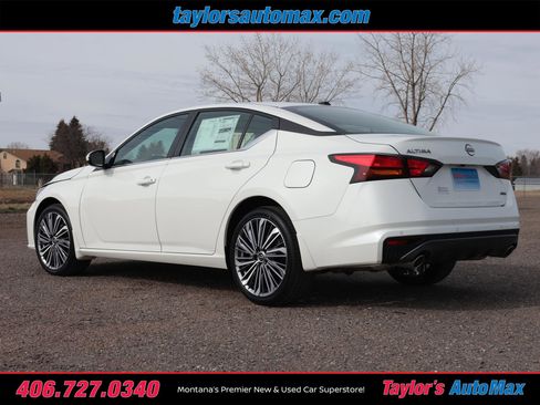 New 2026 Nissan Altima 2.5 SV w/ SV Premium Package AWD/4WD image 40