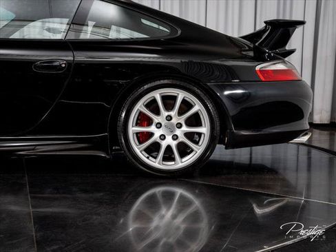 Used 2004 Porsche 911 GT3 RWD image 8