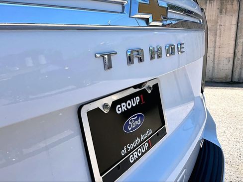 Used 2021 Chevrolet Tahoe LT w/ Luxury Package RWD image 12