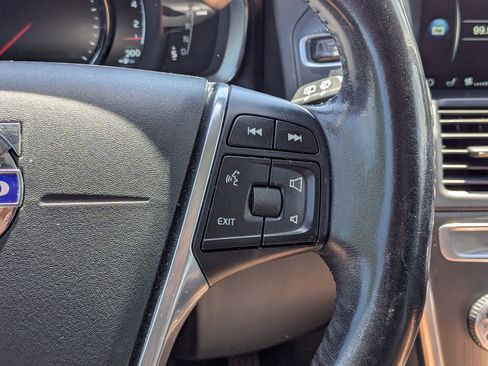 Used 2015 Volvo XC60 T5 AWD/4WD image 19