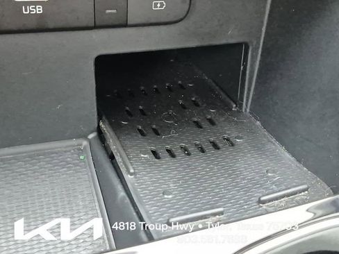 Used 2024 Kia Carnival SX Prestige FWD image 48