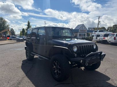 Used 2014 Jeep Wrangler Unlimited Rubicon w/ Connectivity Group